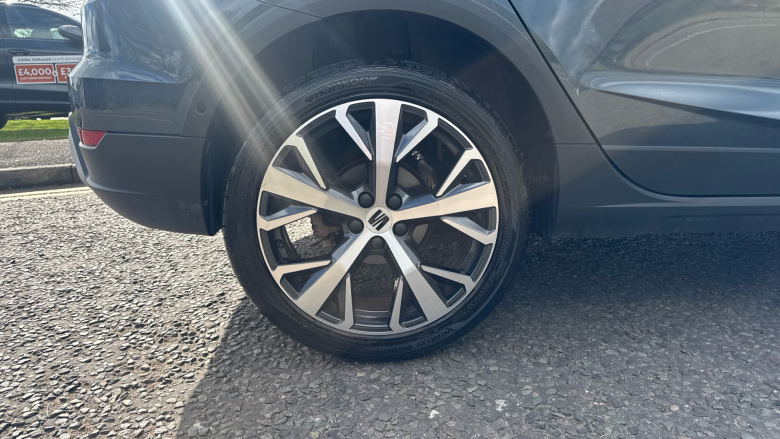 SEAT Arona 1.0 TSI 110 XPERIENCE Lux 5dr DSG Petrol Hatchback